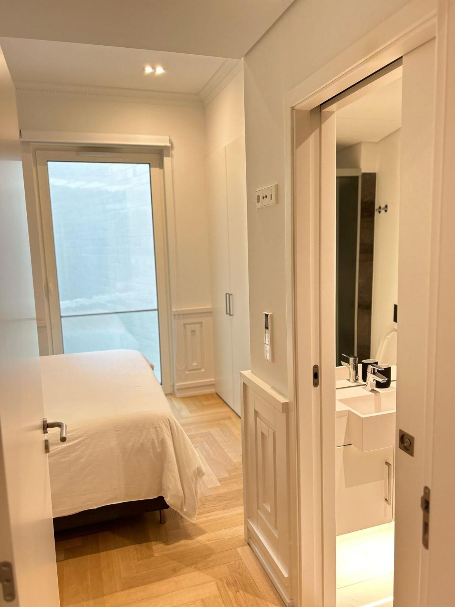 Suite In Shared House In Downtown Lissabon Exterior foto